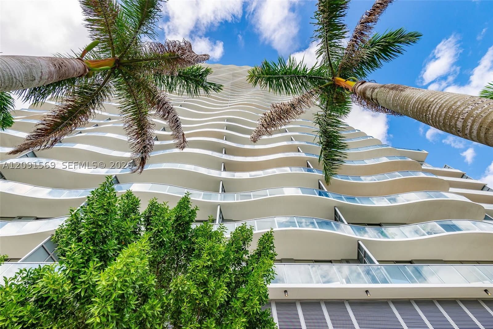 2+1 Condo — 1400 Biscayne Blvd #405, Miami, FL 33132