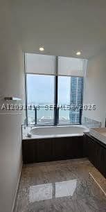 BRICKELL FLATIRON CONDO — ilan fotoğrafı