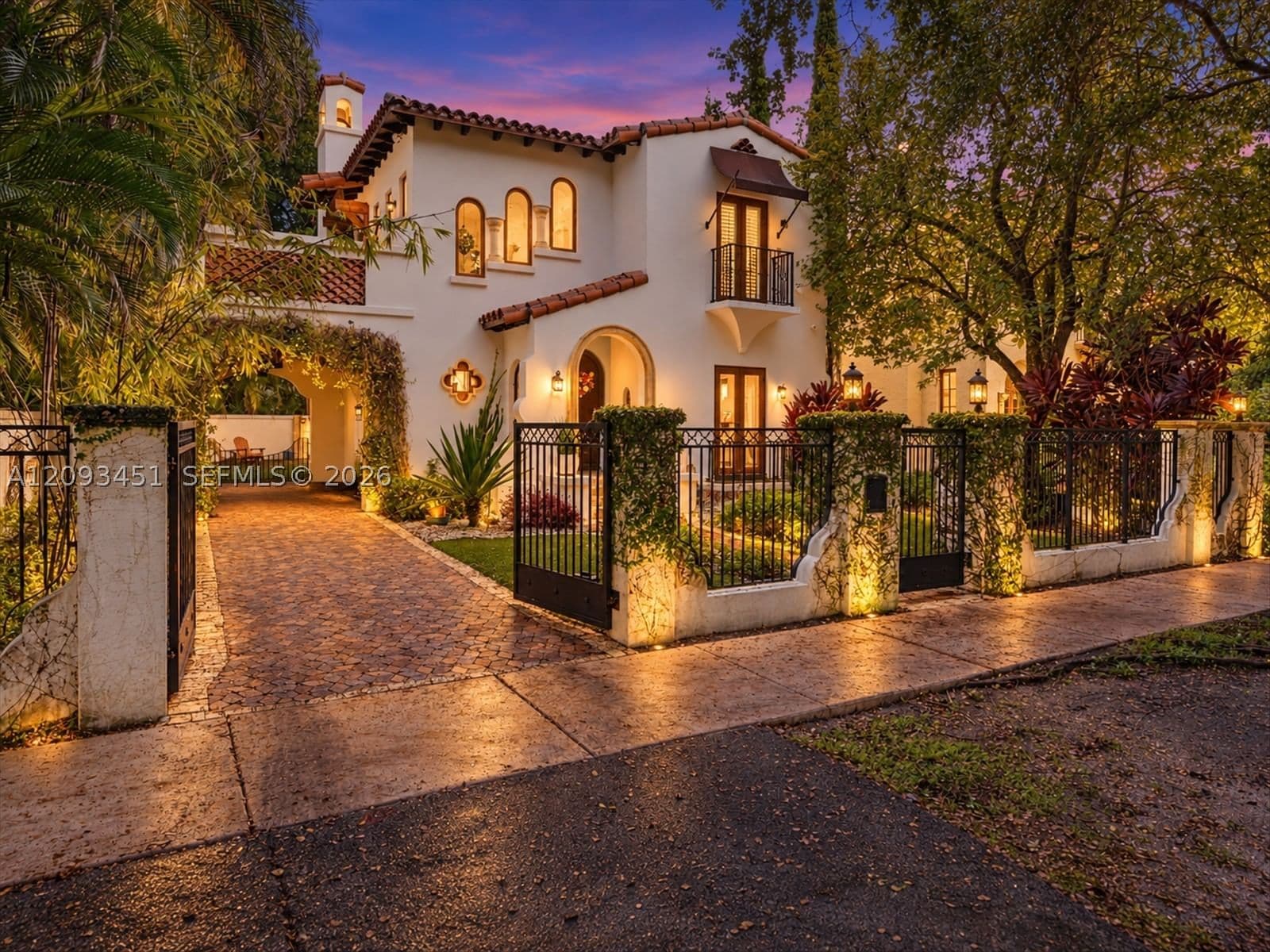 CORAL GABLES COUNTRY CLUB — ilan fotoğrafı