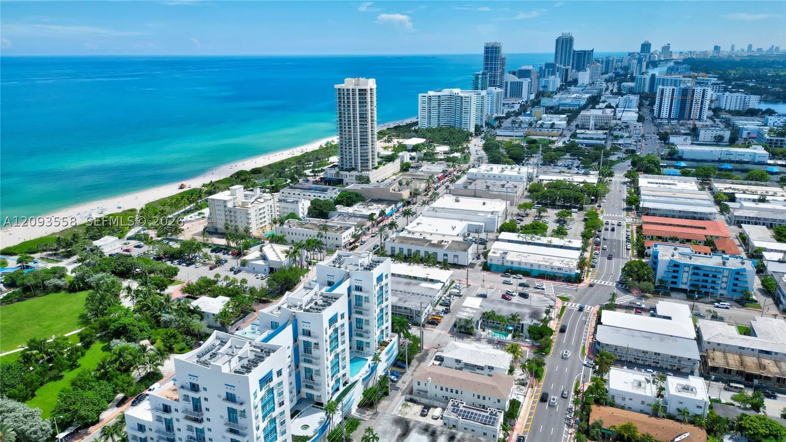 Mülk — 7611 Harding Ave #2, Miami Beach, FL 33141