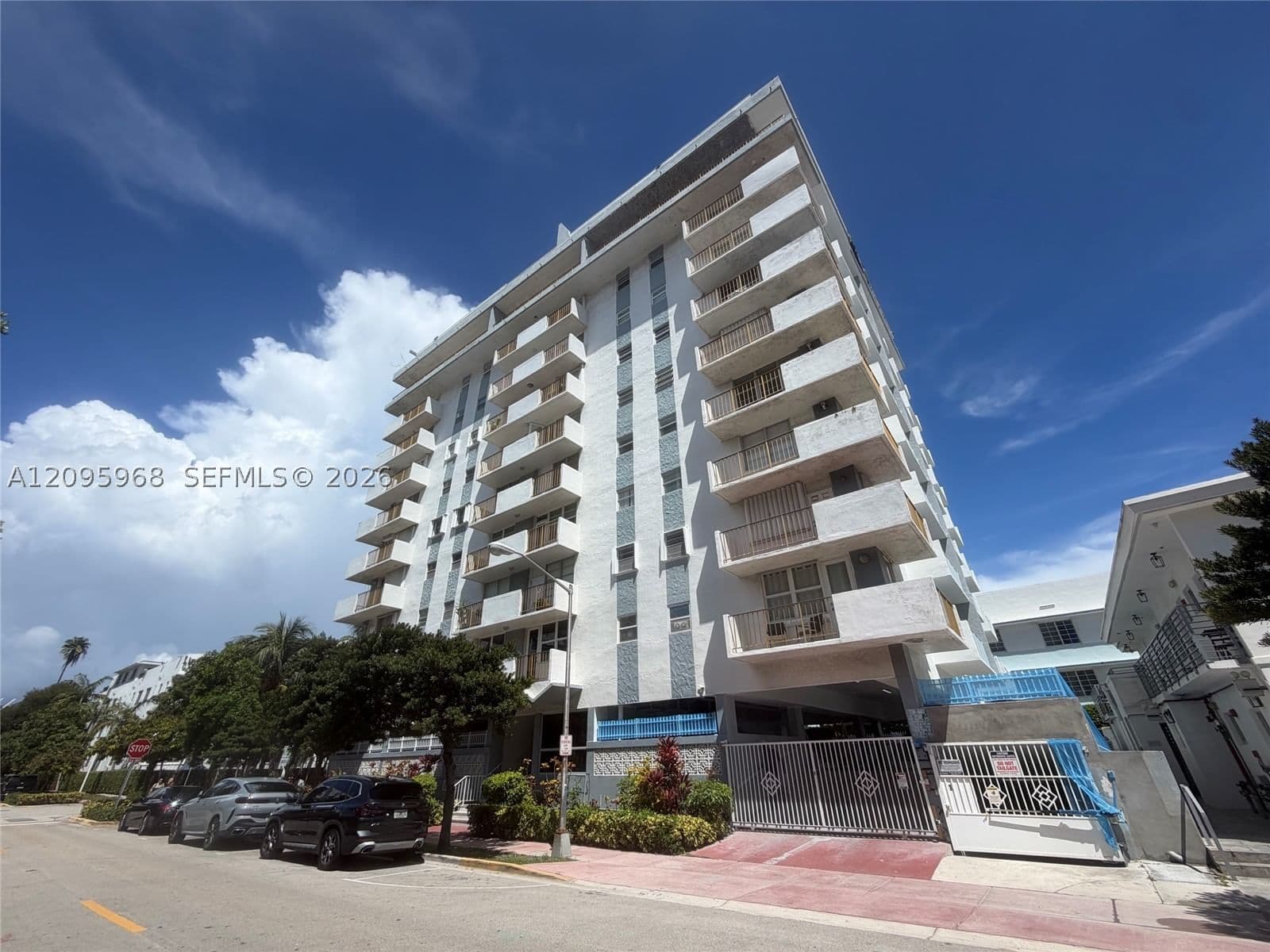 1+1 Condo — 245 18th St #805, Miami Beach, FL 33139
