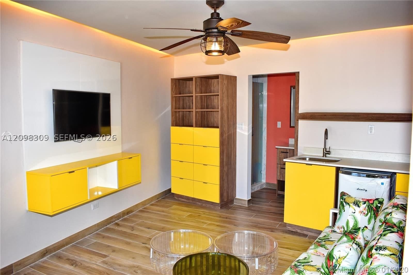 CRYSTAL HOUSE CONDO — ilan fotoğrafı