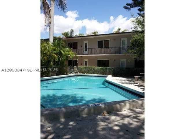 2+1 Condo — 95 Edgewater Dr #201, Coral Gables, FL 33133
