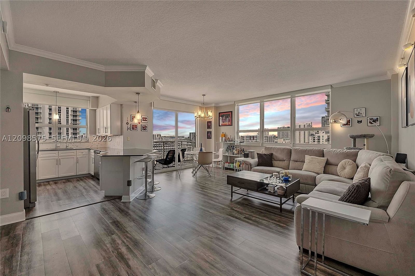 2+1 Condo — 2000 Bayshore Dr #1401, Miami, FL 33137
