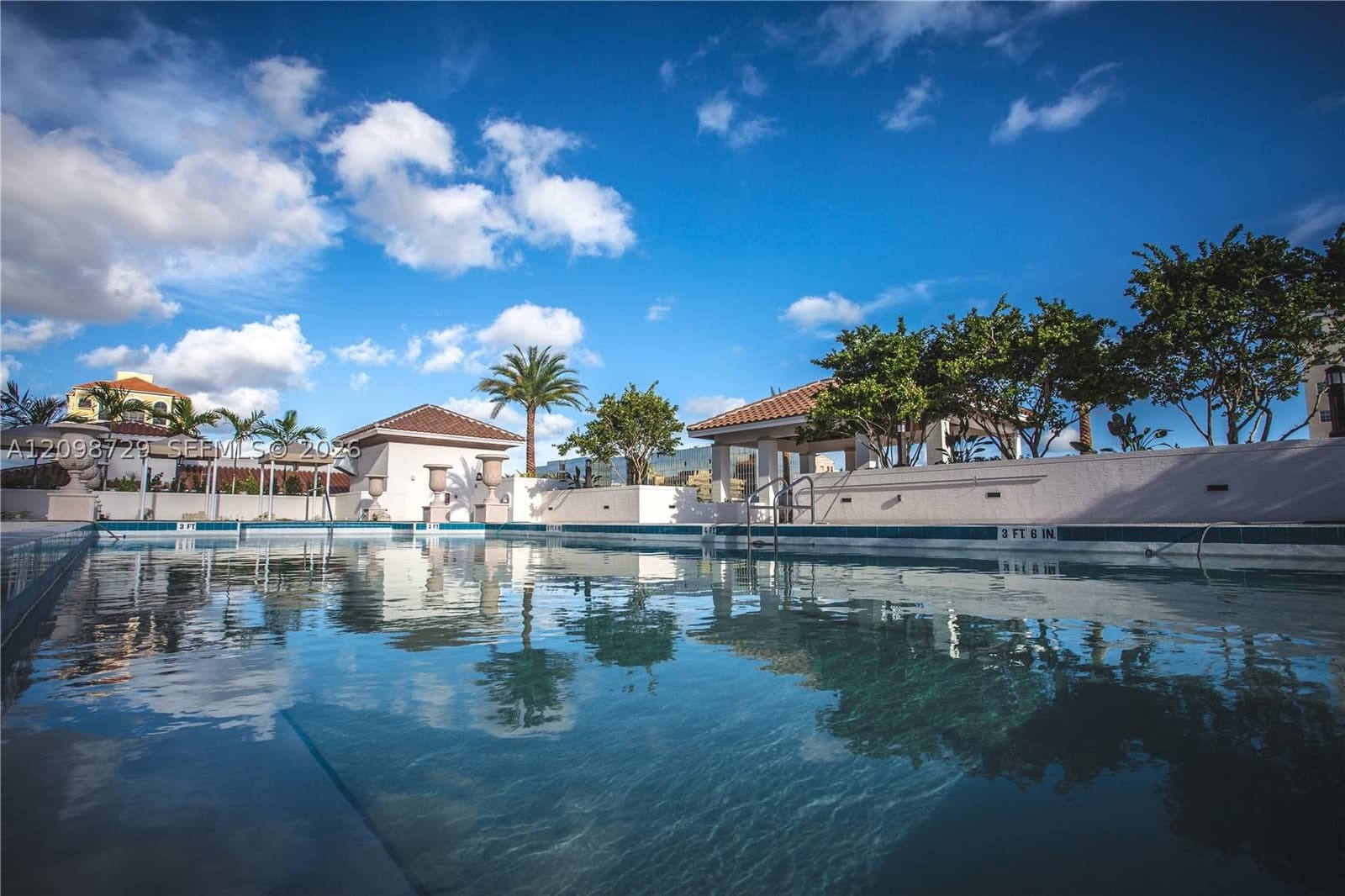 3+1 Daire — 2000 Salzedo Street #518, Coral Gables, FL 33134