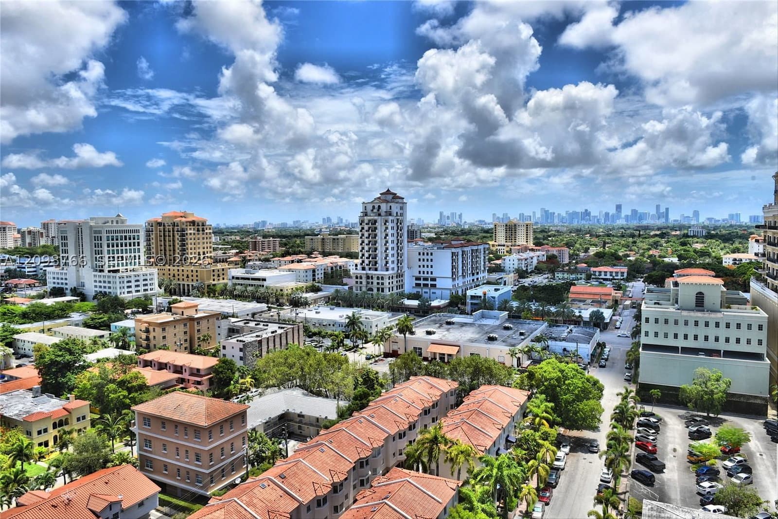 2+1 Daire — 2000 Salzedo Street #420, Coral Gables, FL 33134