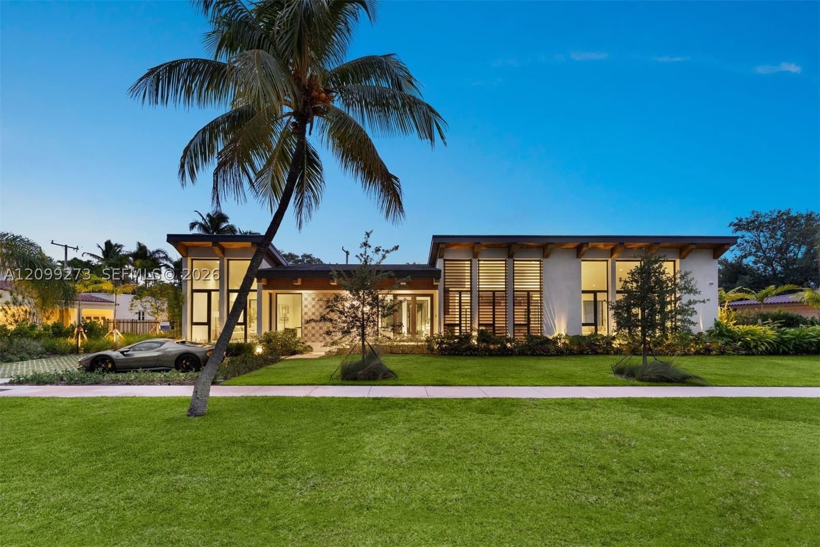6+1 Müstakil ev — 6716 San Vicente St, Coral Gables, FL 33146