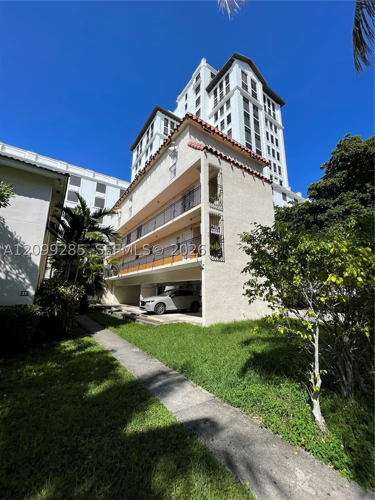 1+1 Mülk — 211 Sidonia Ave #1, Coral Gables, FL 33134