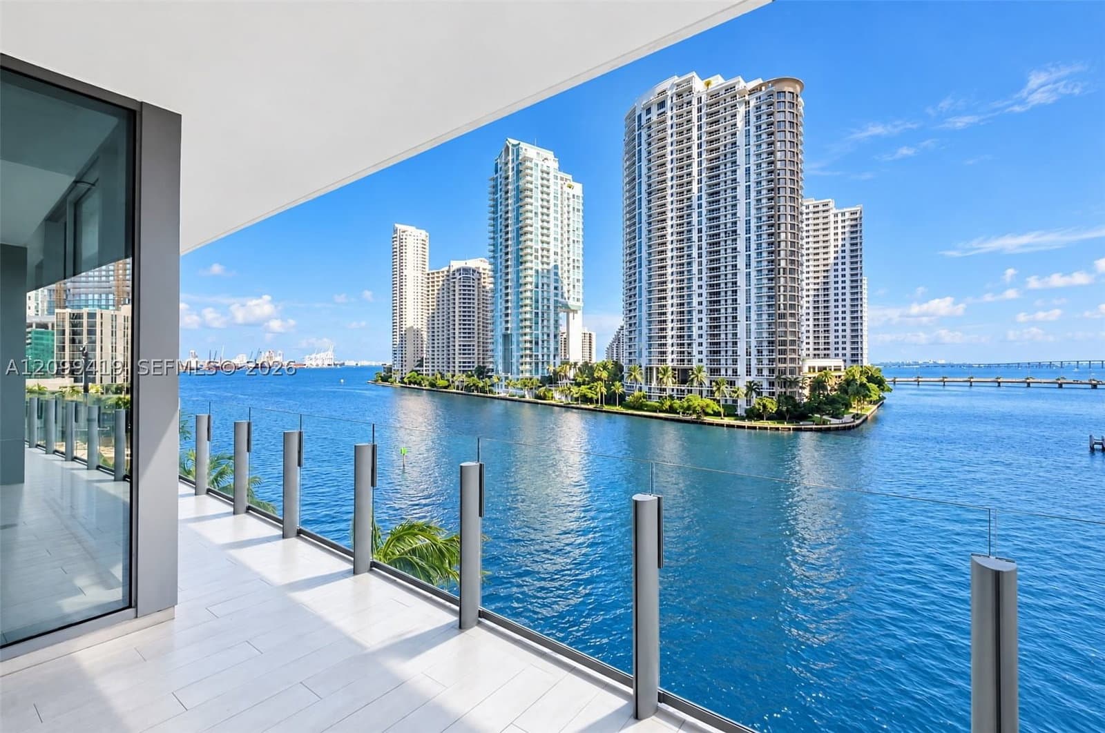 2+1 Condo — 300 Biscayne Boulevard Way #503C, Miami, FL 33131