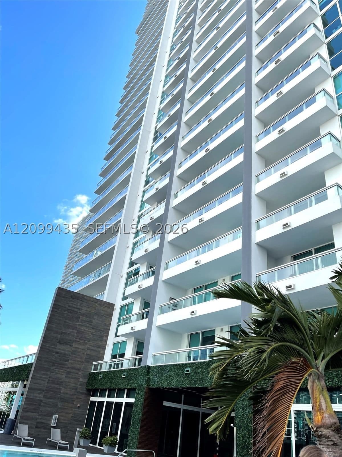 1+1 Condo — 1080 Brickell Ave #907, Miami, FL 33131