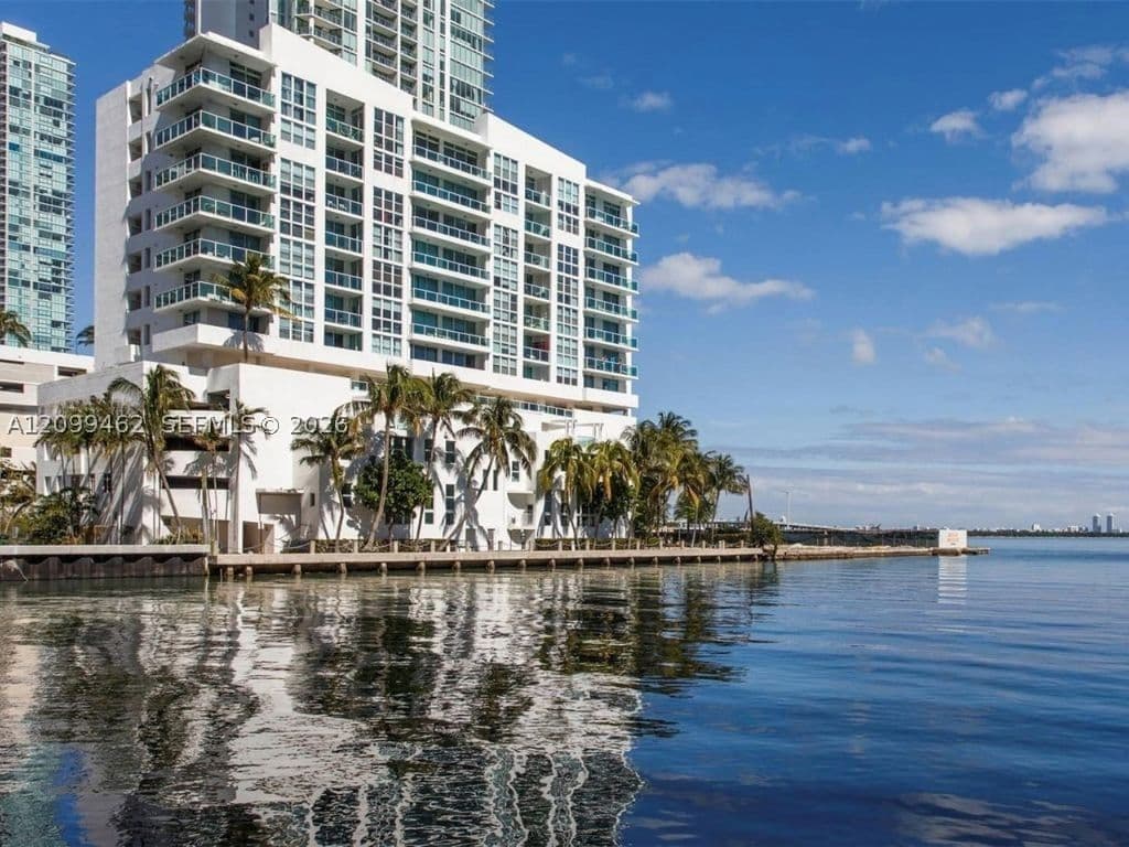 1+1 Condo — 500 29th St #803, Miami, FL 33137
