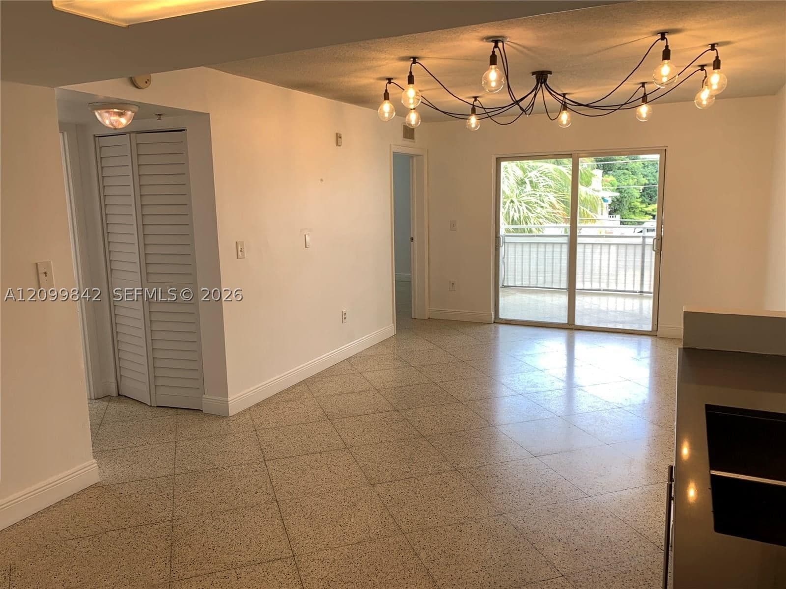 2+1 Condo — 498 2nd St #2C, Miami, FL 33130
