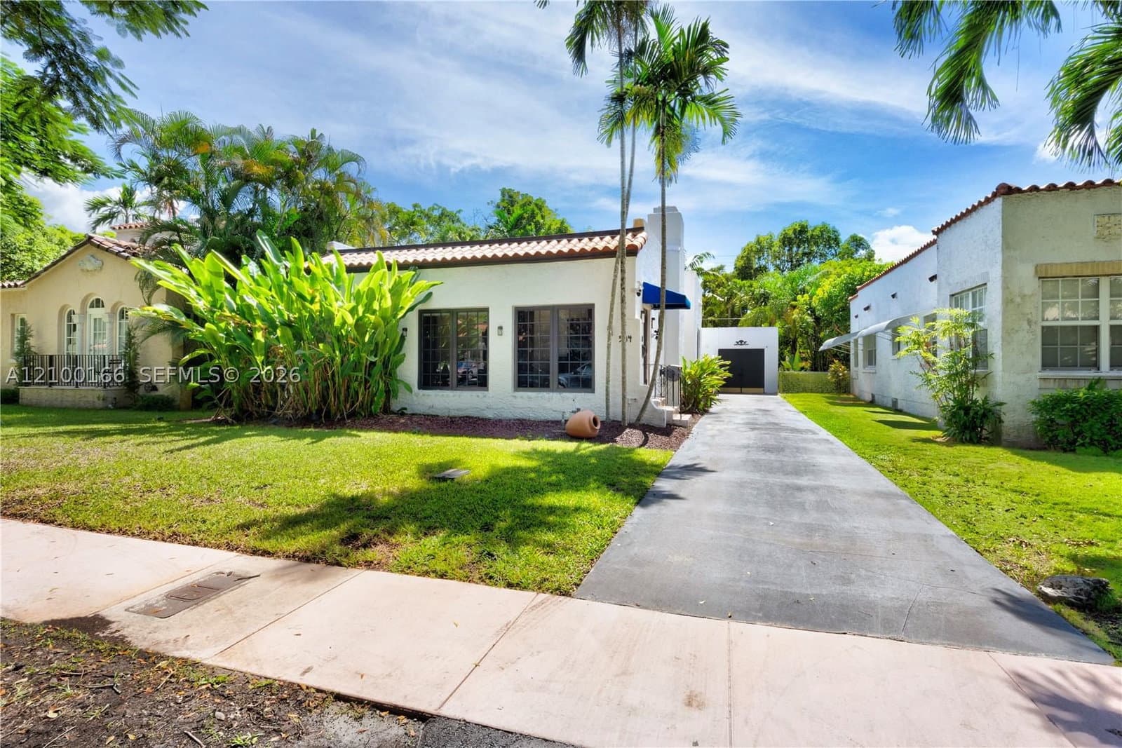 3+1 Müstakil ev — 504 Majorca Ave, Coral Gables, FL 33134