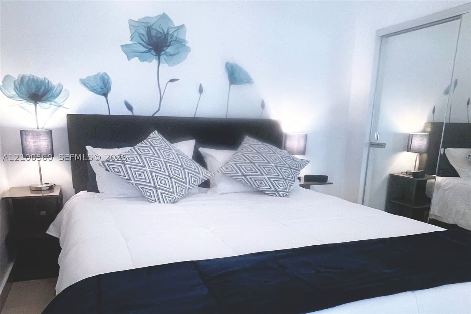 Condo — 918 Ocean Dr #201, Miami Beach, FL 33139