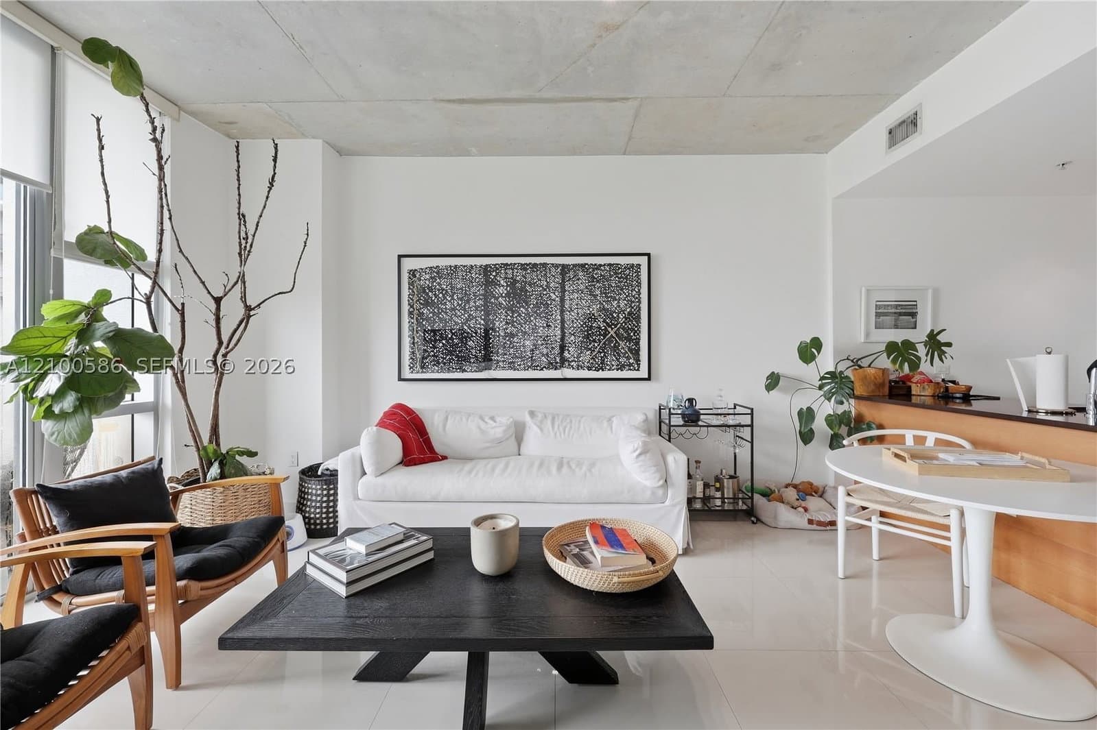 1+1 Condo — 3301 1st Ave #H0911, Miami, FL 33137