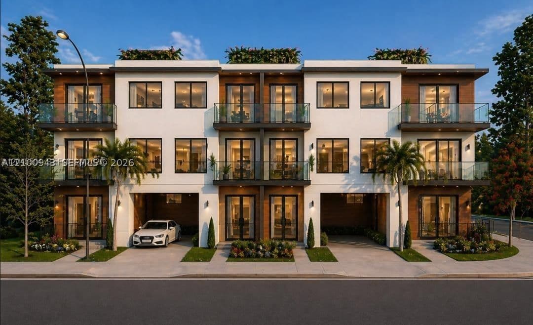 4+1 Townhouse — 933 4th Ave, Miami, FL 33130