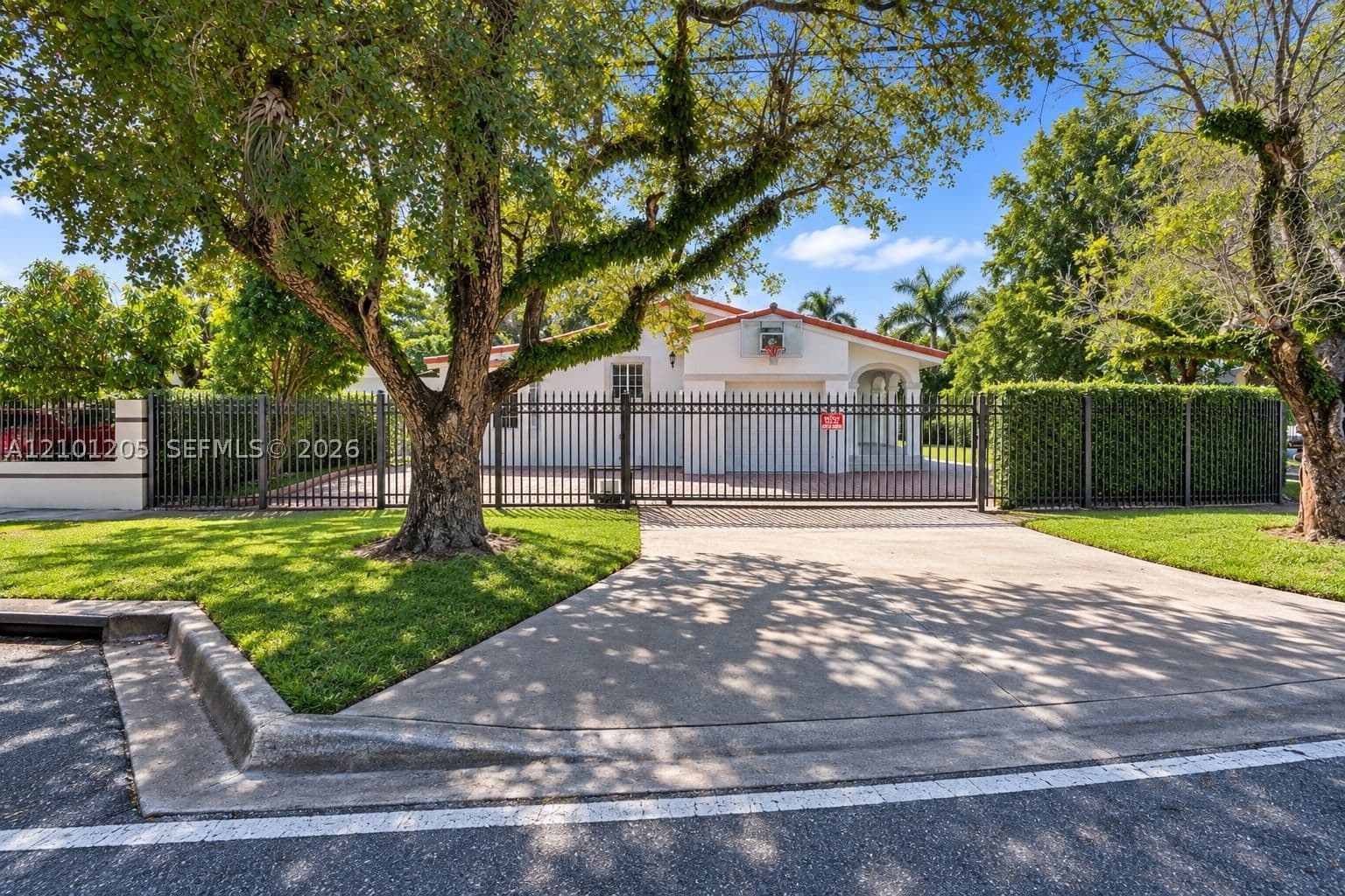 3+1 Müstakil ev — 371 29th Rd, Miami, FL 33129