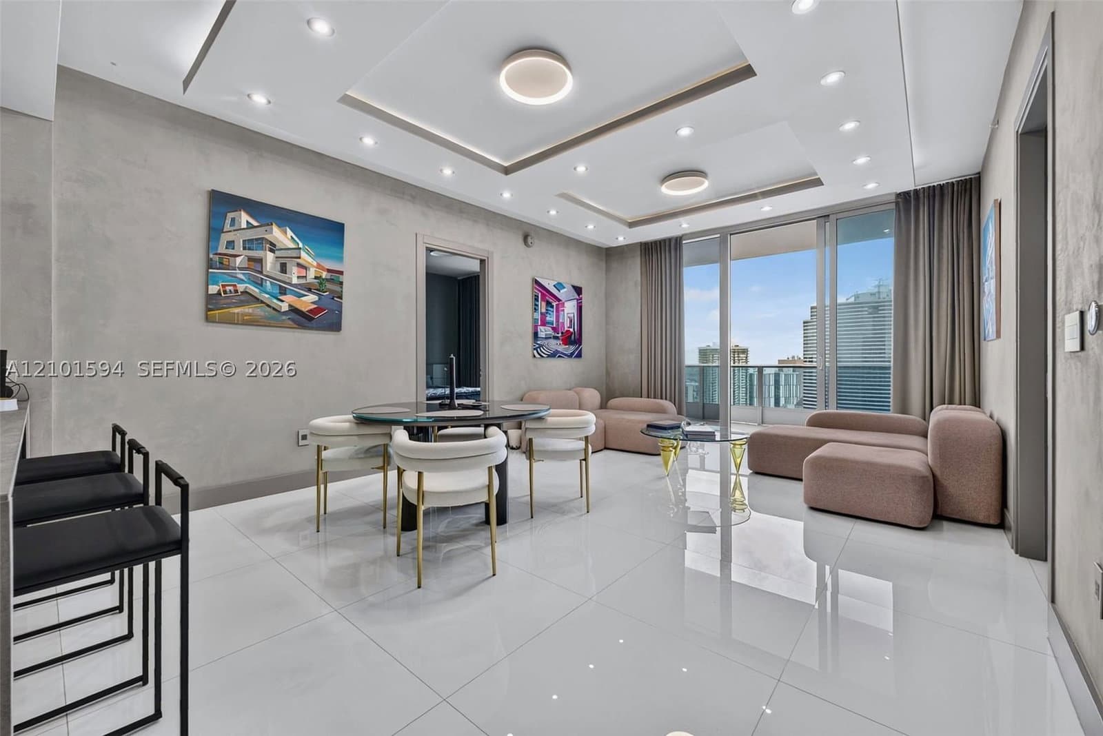2-bedroom Condo — 200 Biscayne Boulevard Way #5010, Miami, FL 33131