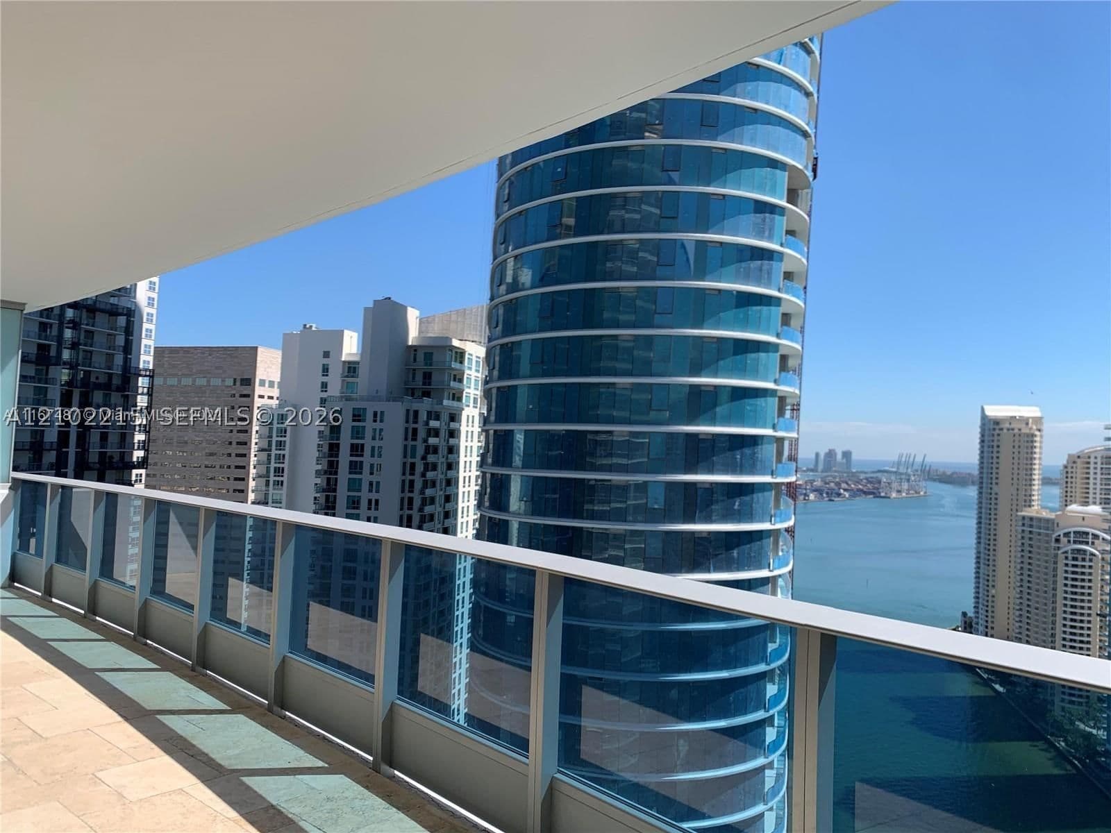 1-bedroom Condo — 200 Biscayne Boulevard Way #3905, Miami, FL 33131