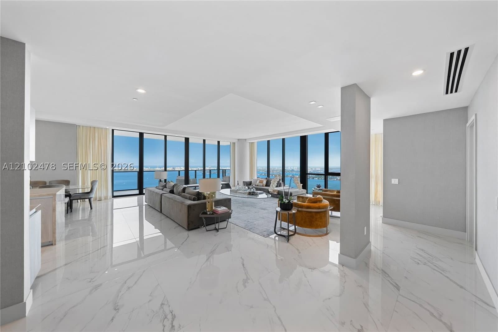 ONE PARAISO CONDO — ilan fotoğrafı