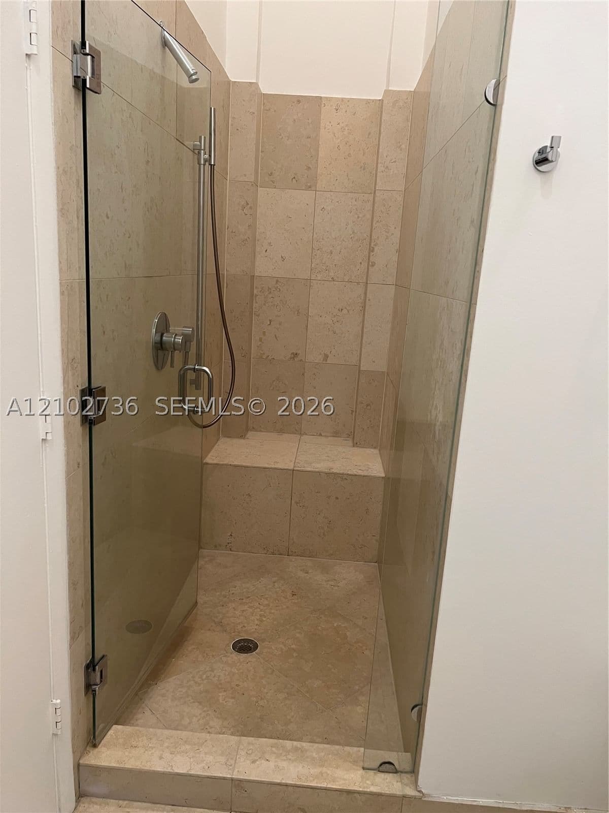 1+1 Condo — 465 Brickell Ave #2804, Miami, FL 33131