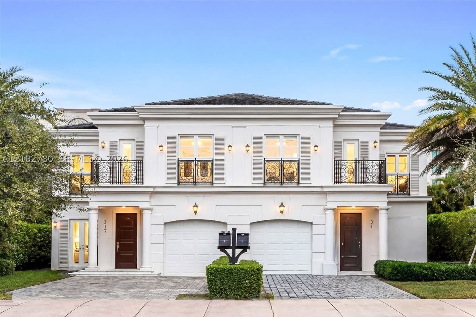 3-bedroom Townhouse — 315 Santander Ave #315, Coral Gables, FL 33134