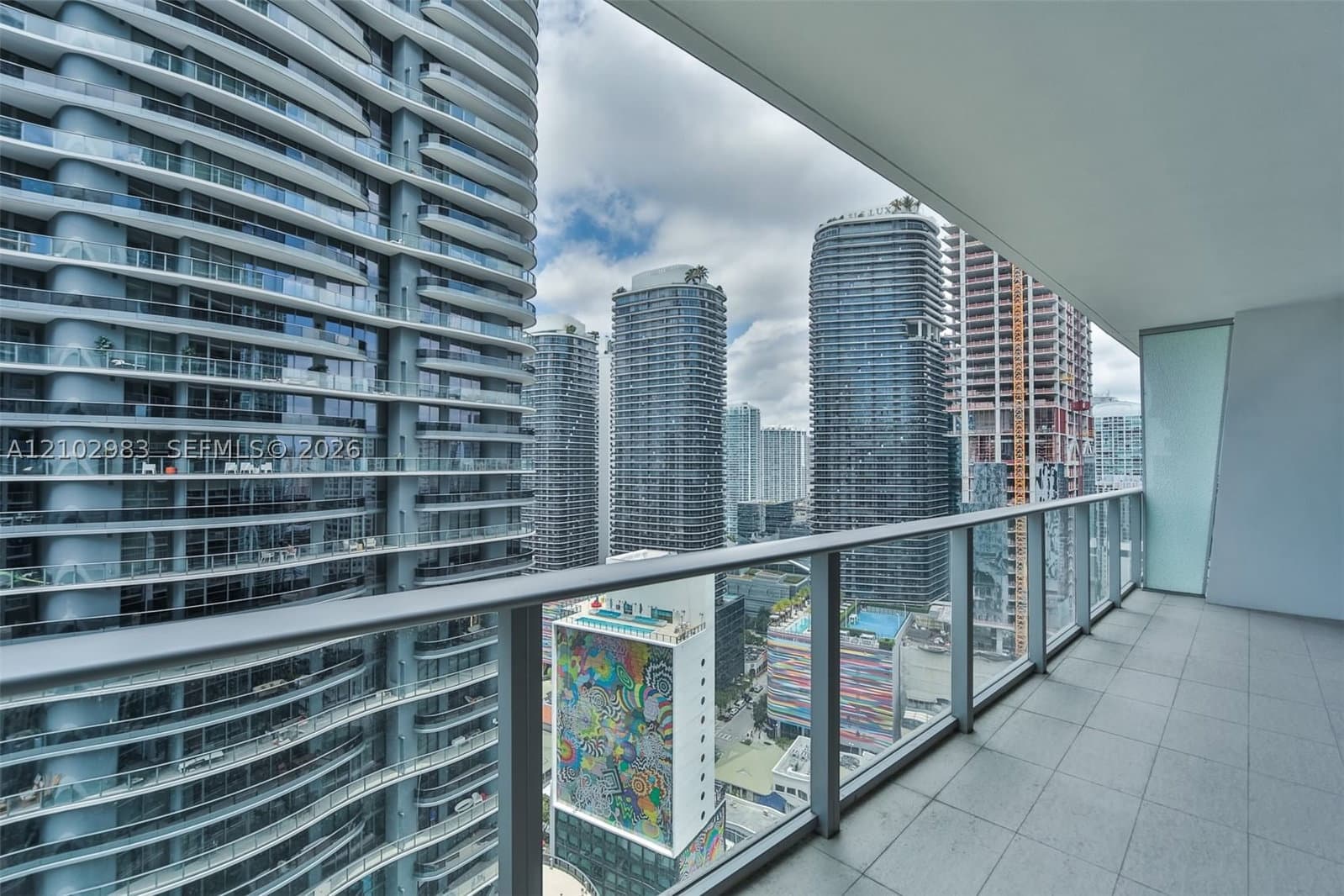 1-bedroom Condo — 1010 Brickell Ave #3107, Miami, FL 33131