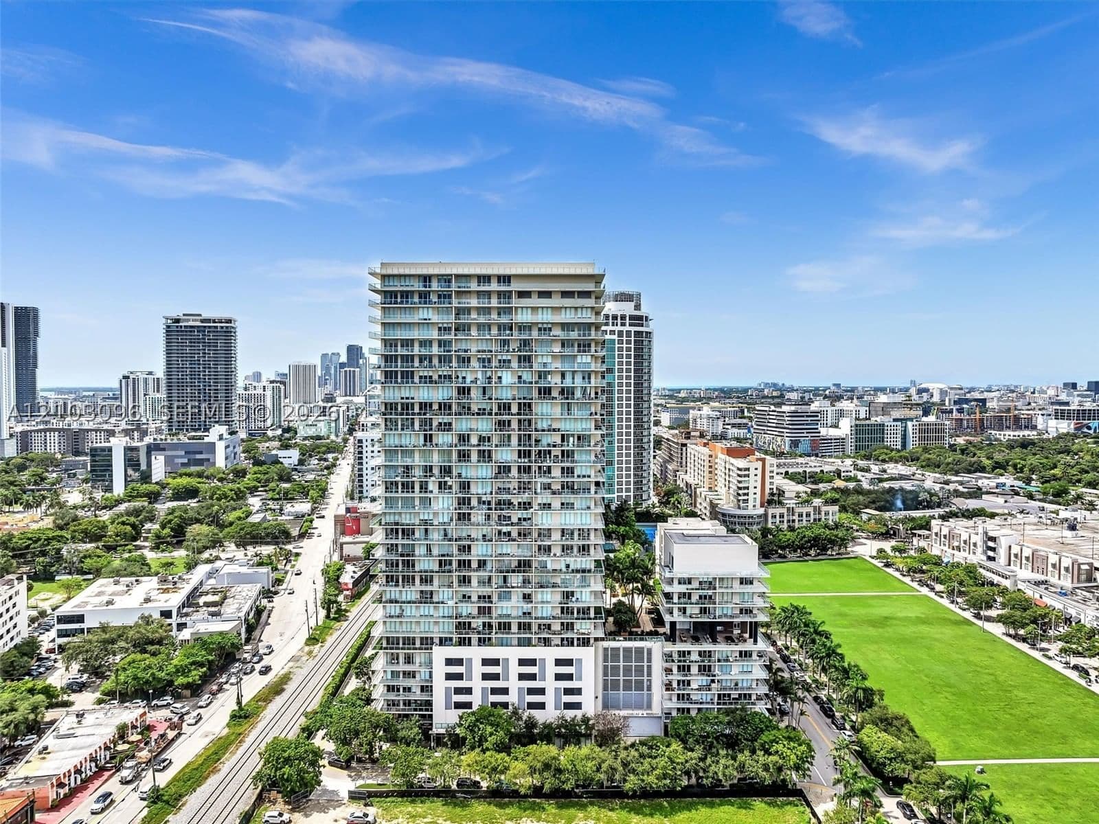 2-bedroom Condo — 3470 Coast Ave #H2509, Miami, FL 33137