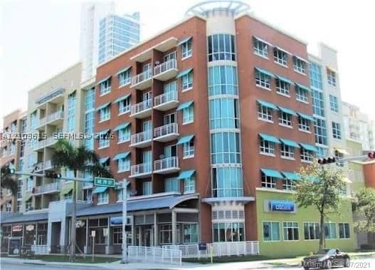 2-bedroom Condo — 2001 Biscayne Blvd #2415, Miami, FL 33137
