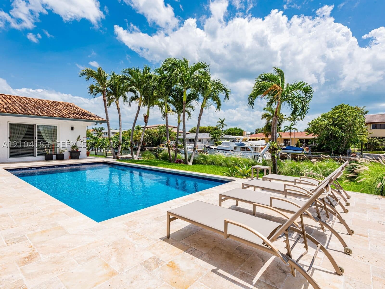 6-bedroom Single-Family Home — 1036 Lugo Ave, Coral Gables, FL 33156