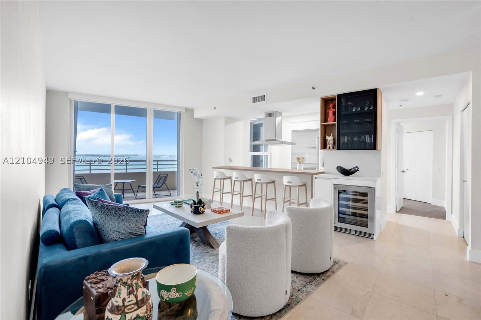 2-bedroom Condo — 808 Brickell Key Dr #1006, Miami, FL 33131