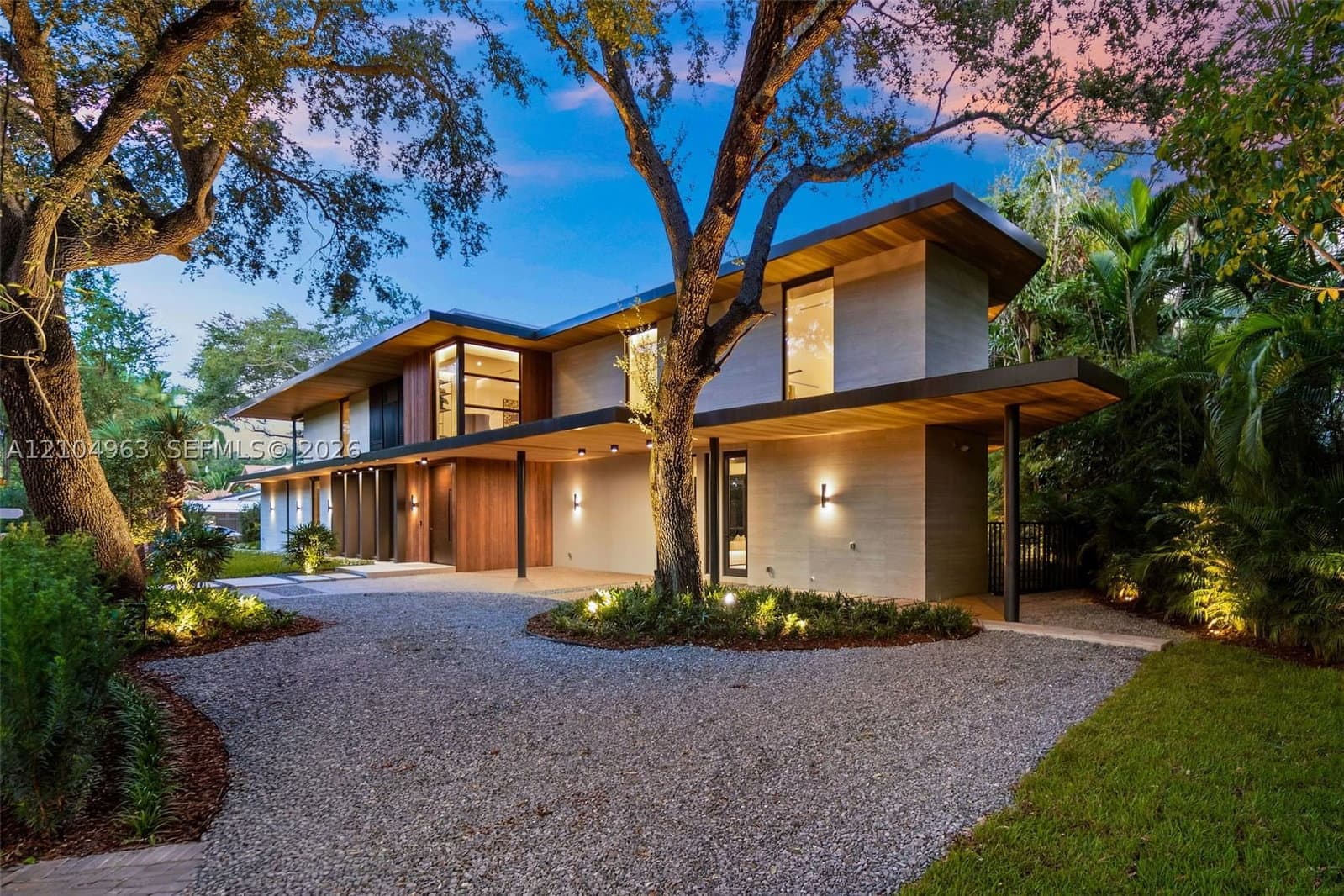 Sunshine Villas, Coconut Grove