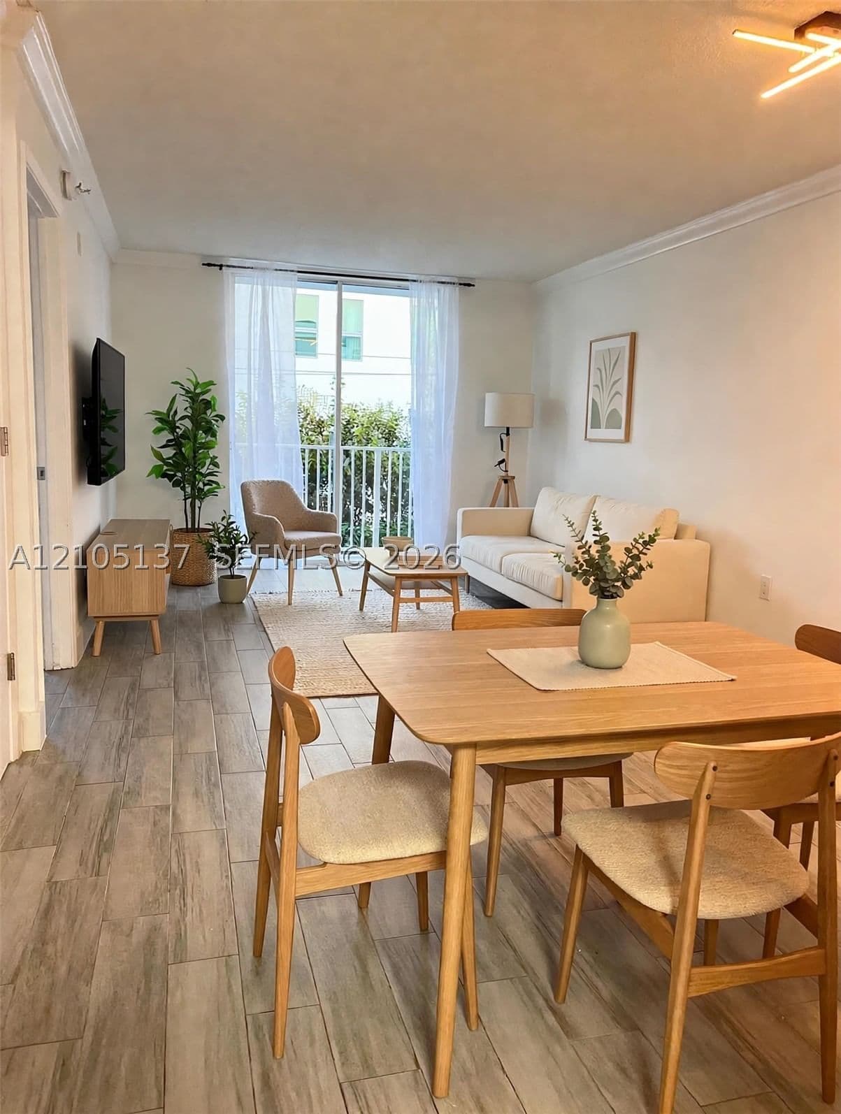 2-bedroom Condo — 126 17th Road #405, Miami, FL 33129