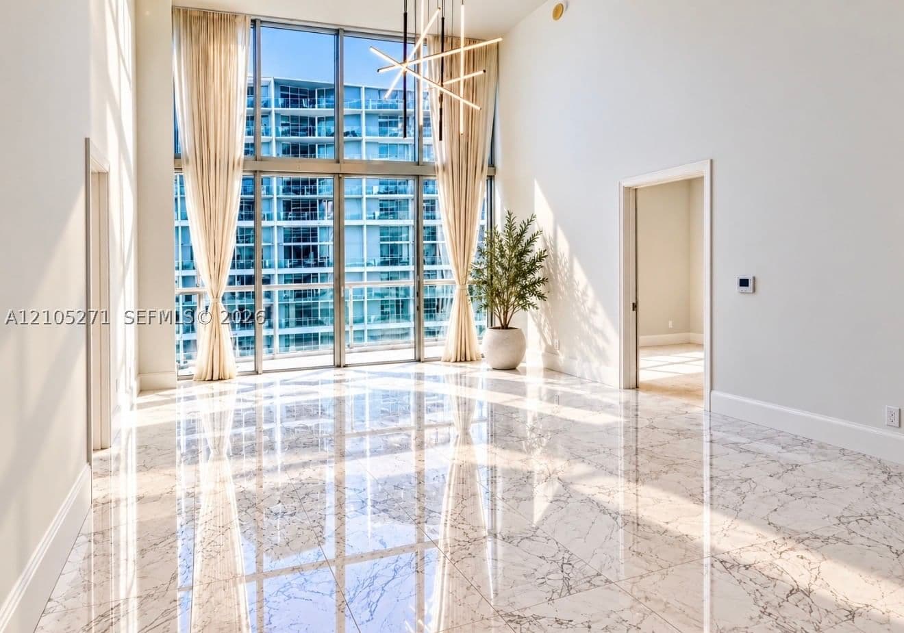 2+1 Condo — 475 Brickell Ave #2209, Miami, FL 33131