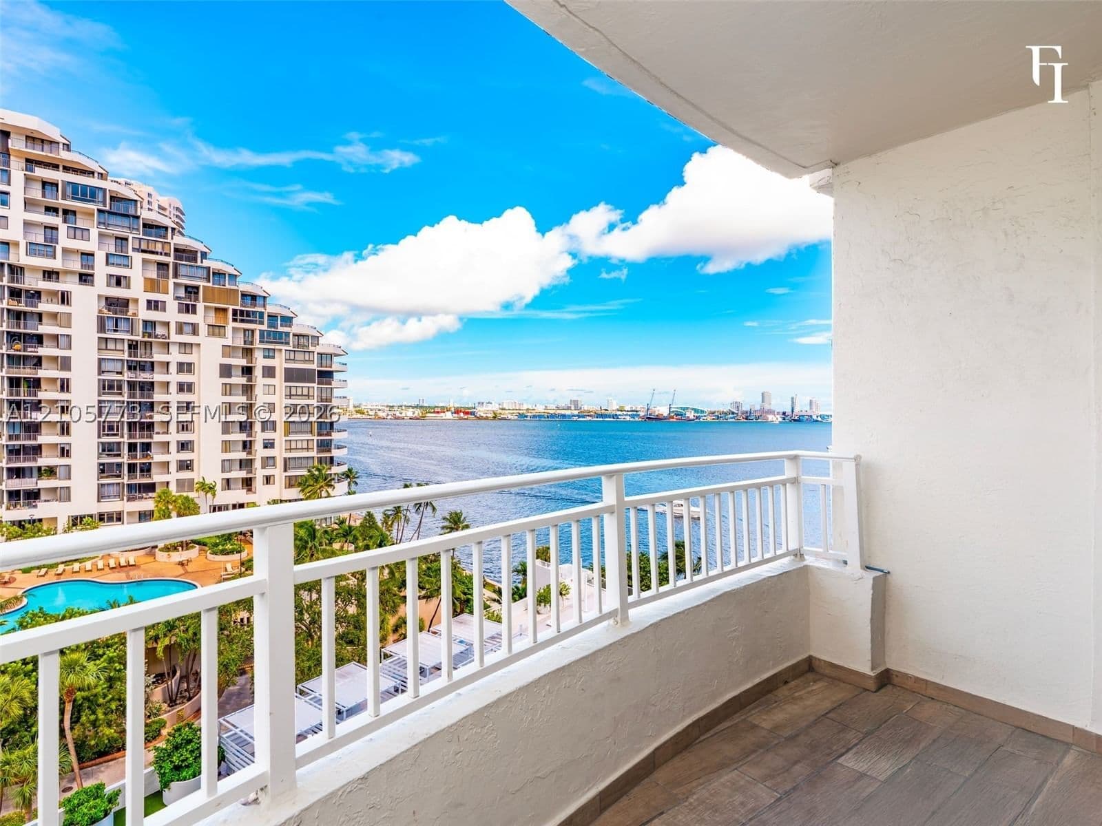 1+1 Condo — 770 Claughton Island Dr #1007, Miami, FL 33131