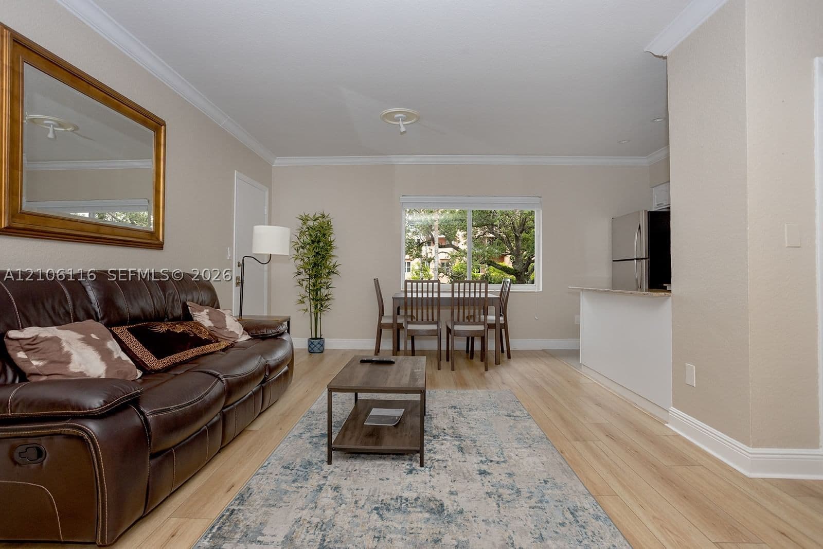 1-bedroom Condo — 1 Edgewater Dr #201, Coral Gables, FL 33133
