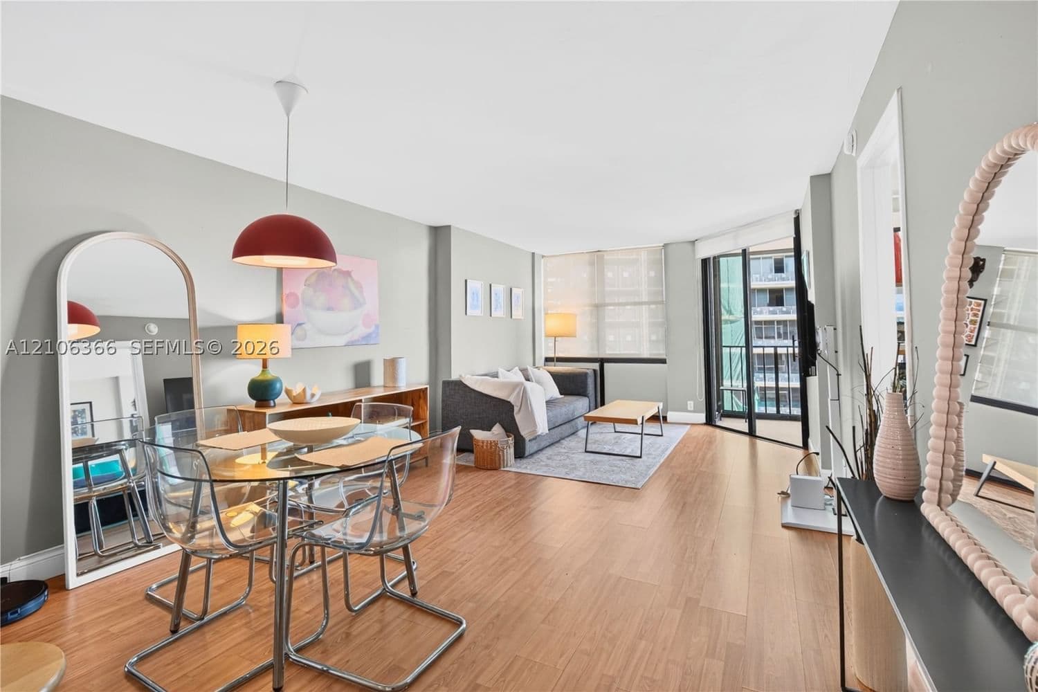 BRICKELL PLACE CONDO — ilan fotoğrafı