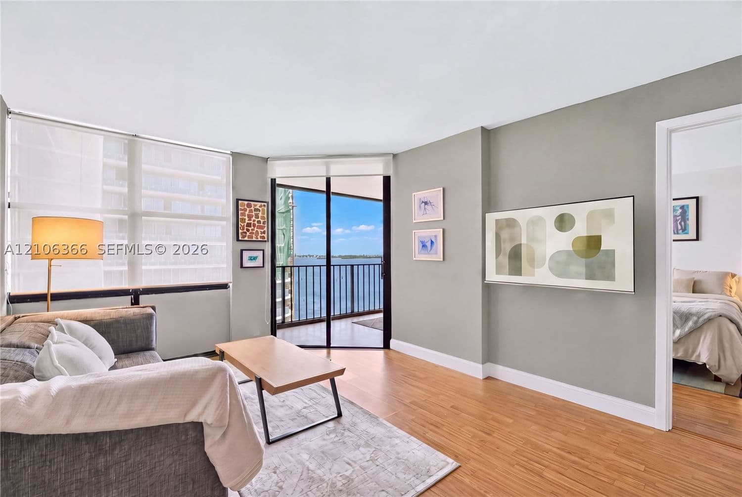 BRICKELL PLACE CONDO — ilan fotoğrafı
