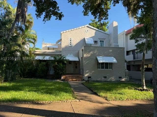 Apartment — 15 Antilla Ave #2, Coral Gables, FL 33134