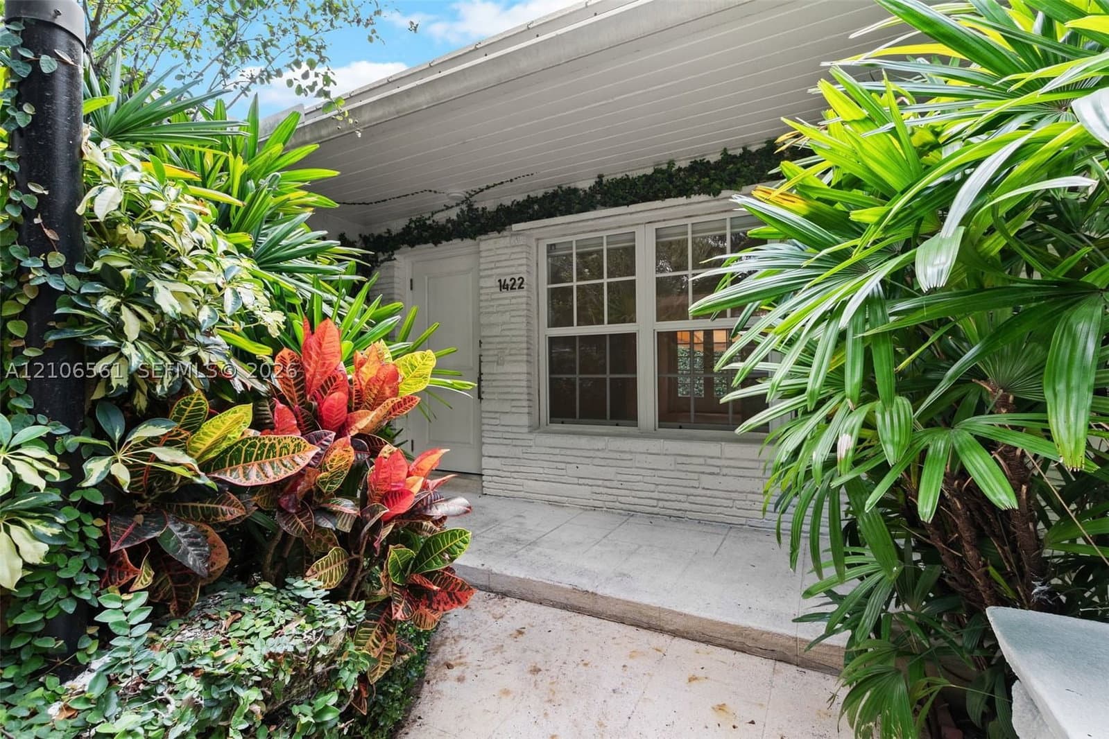 3-bedroom Single-Family Home — 1422 Milan Ave, Coral Gables, FL 33134