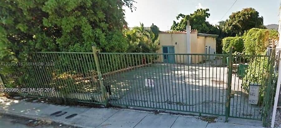 Mülk — 983 6th St, Miami, FL 33130