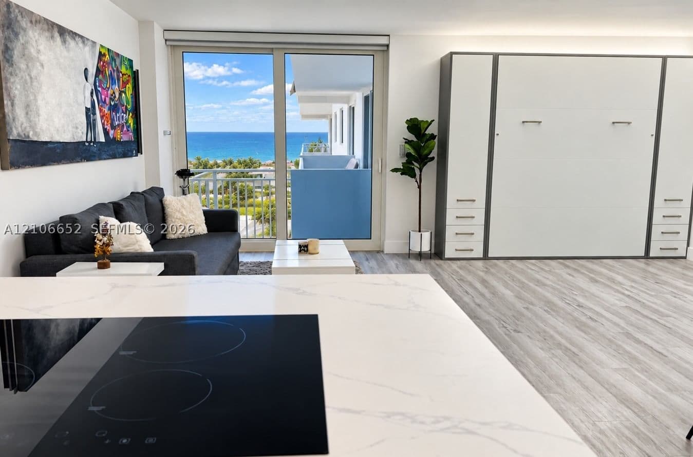 Ocean Point Condo, Miami Beach