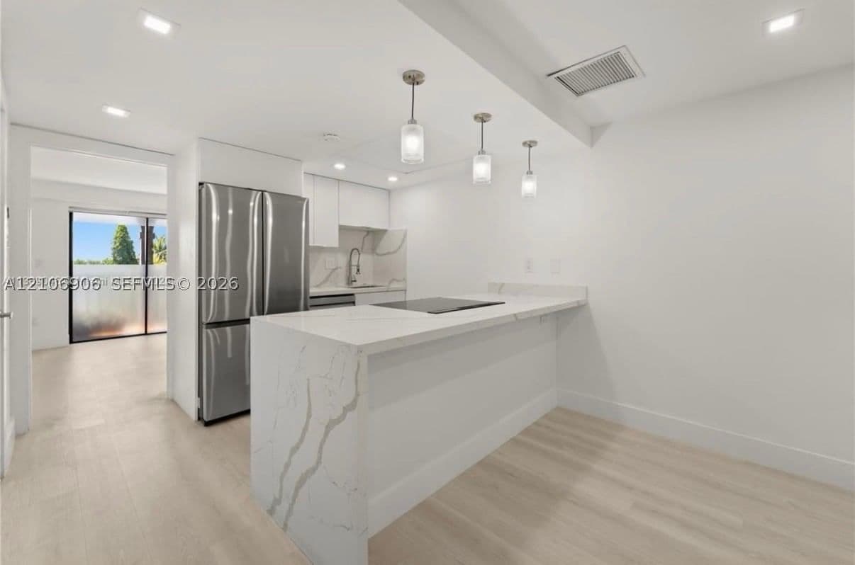1+1 Condo — 777 9th Ave #509, Miami, FL 33130