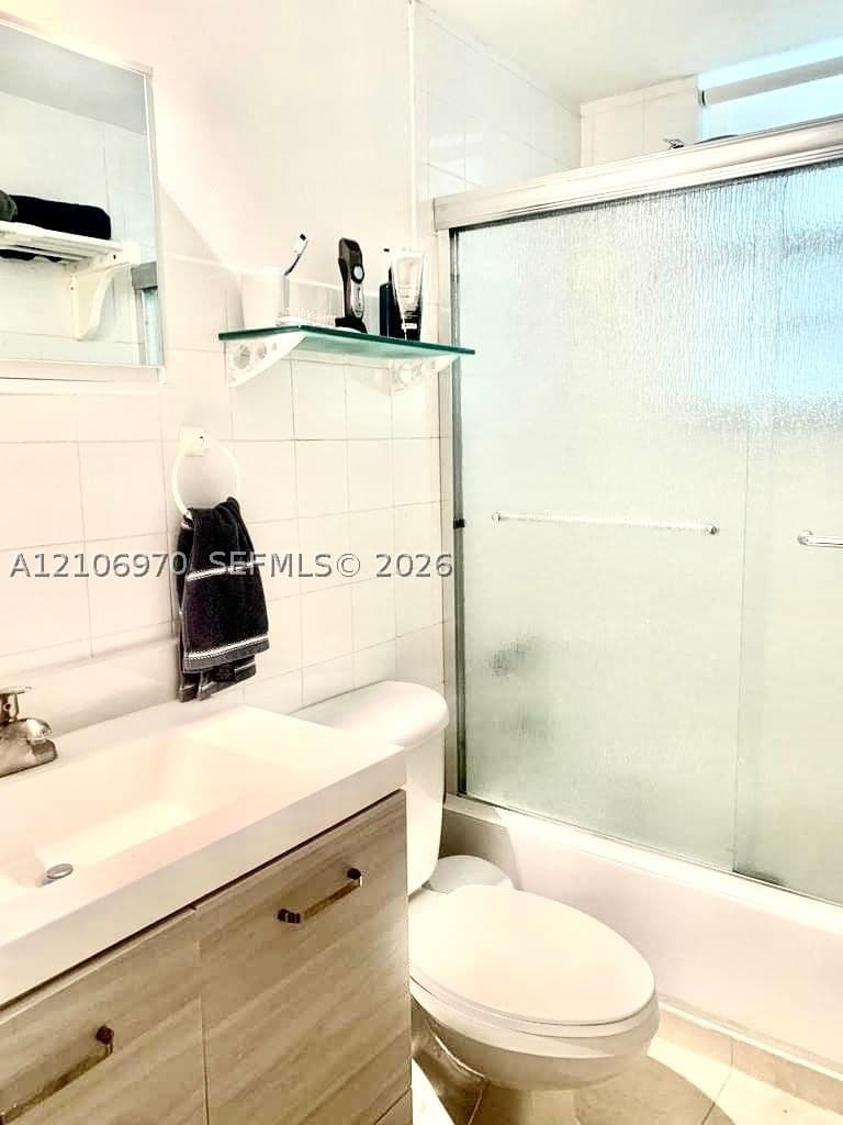 1+1 Condo — 8540 Byron Ave #1B, Miami Beach, FL 33141