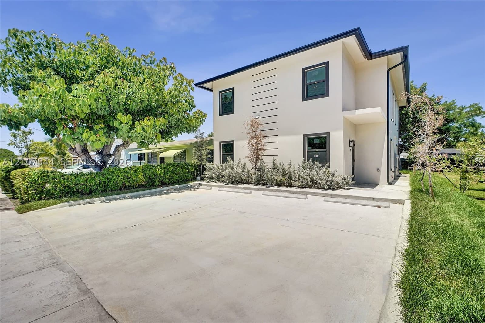 3-bedroom Townhouse — 3051 59th St #3051, Miami, FL 33142