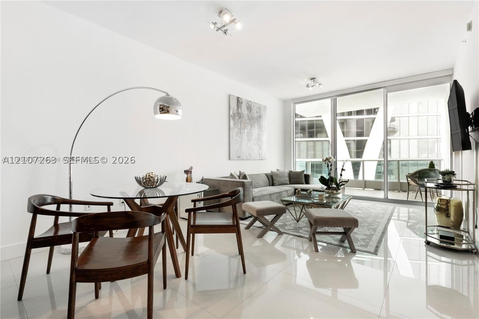 900 BISCAYNE BAY CONDO — ilan fotoğrafı