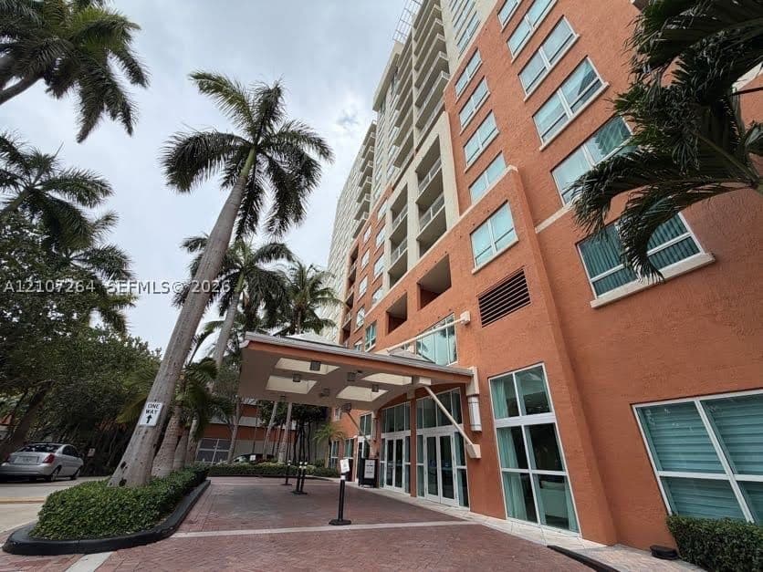 1-bedroom Apartment — 2000 Bayshore Dr #126, Miami, FL 33137