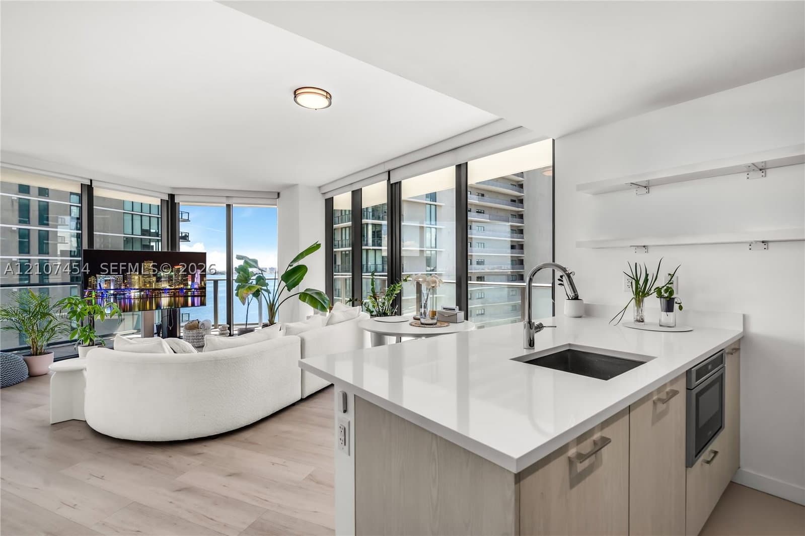 3-bedroom Condo — 501 31st St #1906, Miami, FL 33137