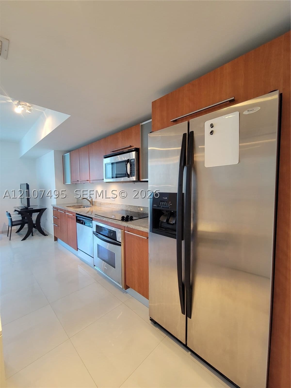 Condo — 185 7th St #2806, Miami, FL 33130