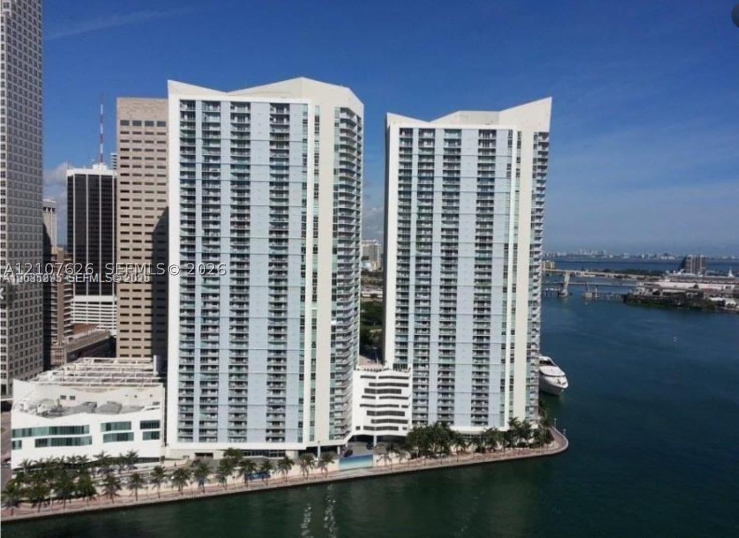 1-bedroom Condo — 325 Biscayne Blvd #1116, Miami, FL 33131